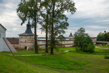 Fototapeta premium Wall Type Big Assumption Monastery and the Tower of the Glukhaya