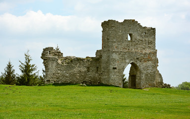 Fototapeta na wymiar Old ruins