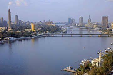 Obraz premium cairo nile cityscape n bridges