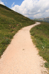 sentiero verso la baita Segantini (Dolomiti)