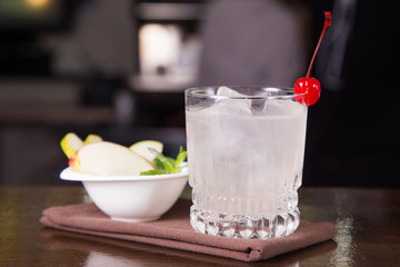 white alcoholic cocktail