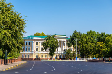 Fototapeta na wymiar Buildings in the centre of Tashkent, Uzbekistan