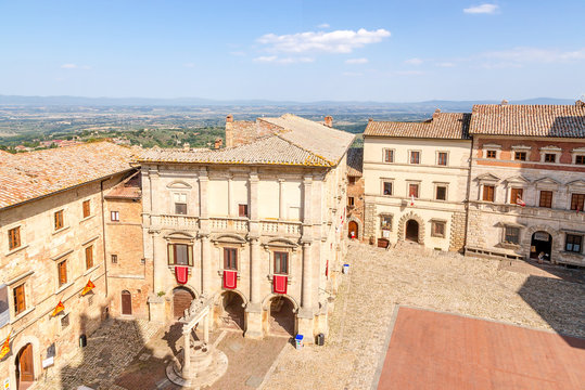 Montepulciano, Italy. The Large Square: on the left - Palace of the Counts Tarugi, right - Palace Contucci