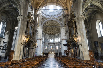 Fototapeta na wymiar Como (Lombardy, Italy) cathedral interior