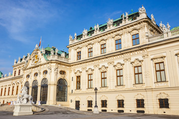Fototapeta na wymiar Belvedere palace and garden in Vienna, Austria