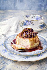 Cheesecake mit Pflaumen und Pecan Nüssen