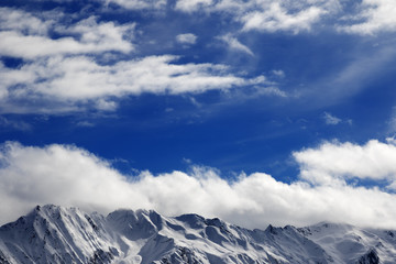 Obraz premium Winter snow mountains at nice sunny day