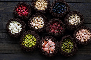 Collection of bean, fiber food make heart health