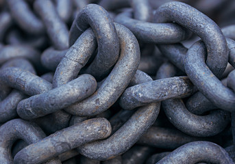 Big chains for boats used in sailing