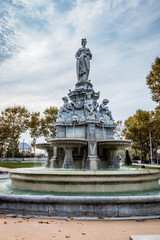 Fototapeta na wymiar Fontaine de la place du Maréchal Lyautey à Lyon