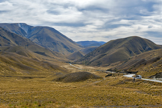 Scenic lookout of Lindis Pass on State Highway 8 (Tarras - Omarama - Lindis Pass Road), lies between the valleys of the Lindis and Ahuriri Rivers, south island of New Zealand