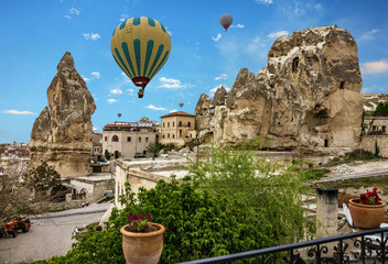 Fototapeta na wymiar Cappadocia, Anatolia, Turkey. Goreme national park. Hot air balloon