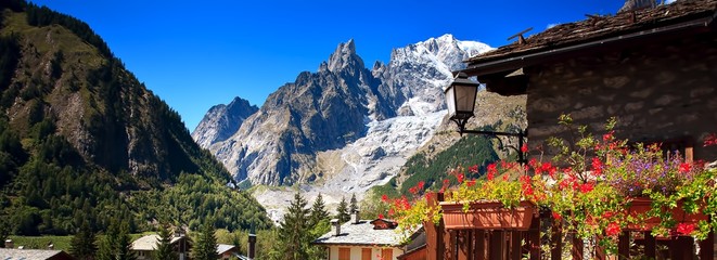 Mont Blanc, Courmayeur, Italy - obrazy, fototapety, plakaty