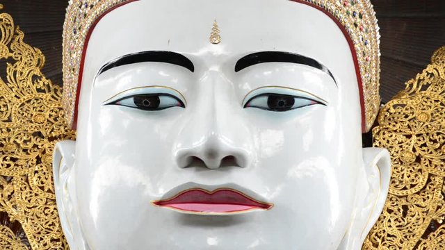 Zoom Out Face / Statue of Buddha Myanmar