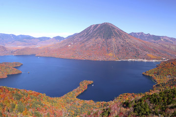 半月山展望台から見た奥日光