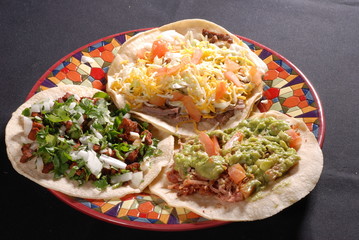 3 street tacos plate