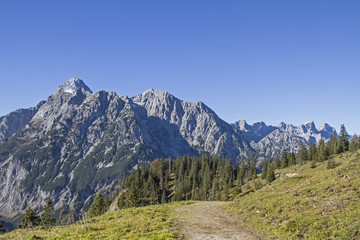Naklejka premium Wandern im Karwendel