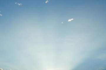 Fototapeta premium light rays on clear blue sky