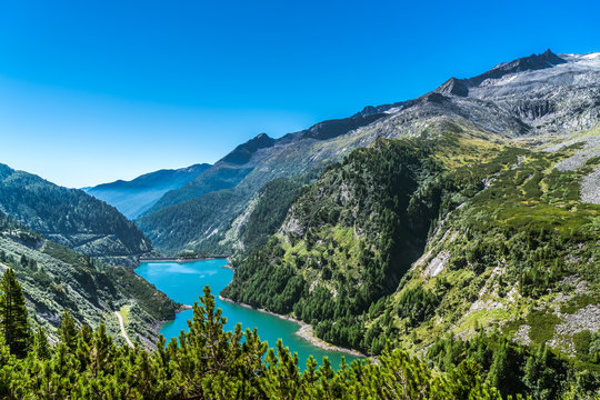 Stausee Galgenbichl unterhalb der Staumauer K&ouml;lbreinsperre in Malta in &Ouml;sterreich
