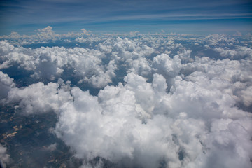Fototapeta na wymiar Big Cloud