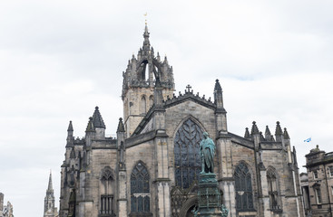 Fototapeta na wymiar St. Giles Cathedral in Edinburgh, Scotland
