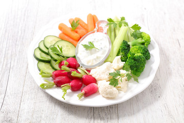 vegetable and dip
