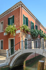 Naklejka premium Rialto Bridge in Venice, in the early morning