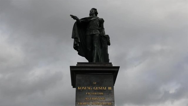 Time Lapse of Statue of Konung Gustaf III