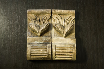 Pattern sculpted in wood