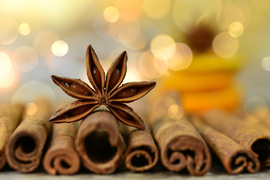 Weihnachtsgew&uuml;rze - Zimtstangen - Sternanis II