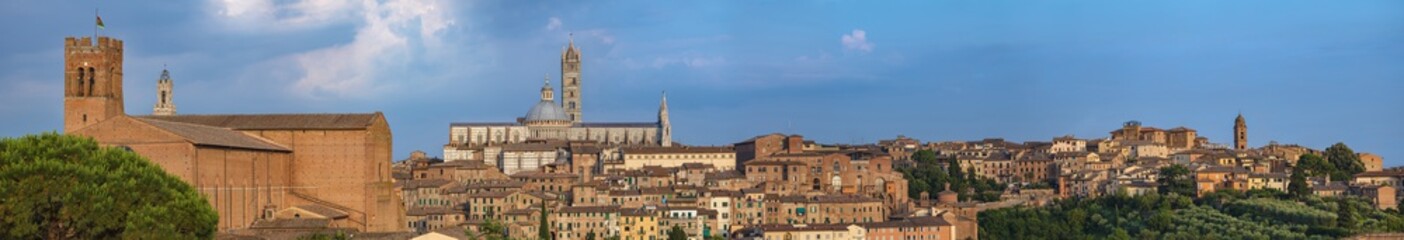 Fototapeta premium Panorama of Siena