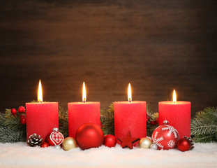 Weihnachten / Kerzen / Schnee