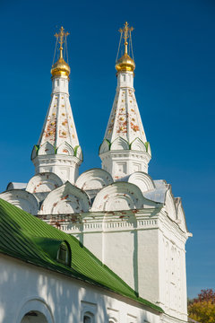 Ryazan Kremlin on autumn - ansamble of ortodox church