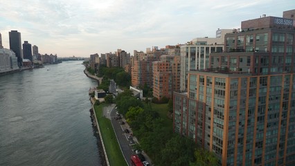 Obraz premium NY and the Hudson
