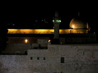 Fototapeta na wymiar Al-Aqsa-Moschee bei Nacht