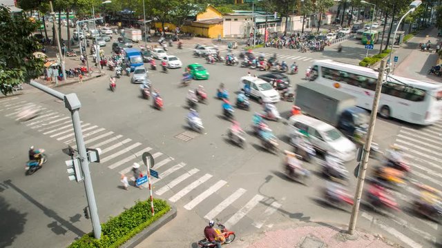 Timelapse view of crazy traffic in Saigon.