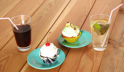 beautiful ice cream and drinks on the wooden table