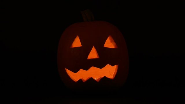 illuminated halloween pumpkin 