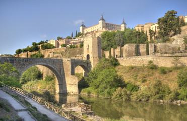 Fototapeta na wymiar Alcantara Bridge Toledo, Spain