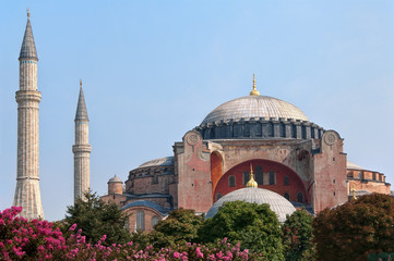 Fototapeta na wymiar Hagia Sophia - Aya Sofia - mosque in Istanbul, Turkey