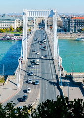Most Elżbiety w Budapeszcie, widok ze wzgórza Gellerta © ukasz