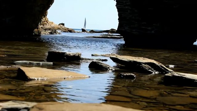 Cala en la bah&iacute;a de Cadaqu&eacute;s, Catalu&ntilde;a (Espa&ntilde;a)