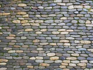 cobblestone wet