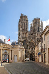 Fototapeta na wymiar Cathédrale Saint Etienne de Toul