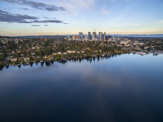 Fototapeta premium Meydenbauer Bay, Bellevue, Lake Washington, USA