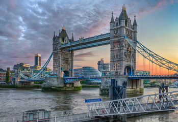 Fototapeta na wymiar London Tower Bridge at Dusk HDR