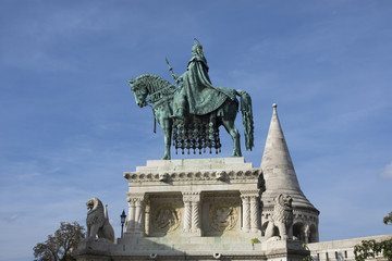 Obraz premium Szent Istvan statue in Budapest