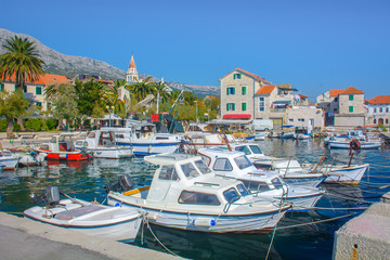 Fototapeta na wymiar Kastel Kambelovac scenic view. / Scenic view on small mediterranean place Kastela in suburb of town Split.