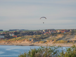 paramoteur au dessus ambleteuse