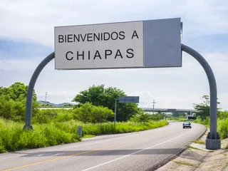 Papier Peint photo Mexique Welcome in Chiapas road sign, Mexico  